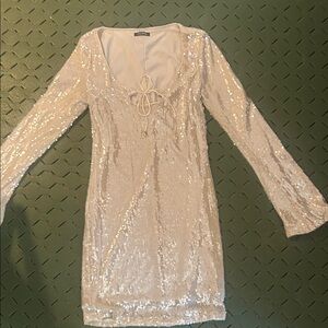 wild fable Ivory Sequin Long Flare Sleeves Mini Dress size Small S M